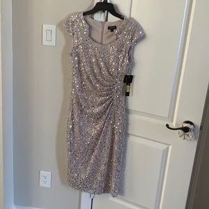 Tahari Sequin Dress Size 8 NWT